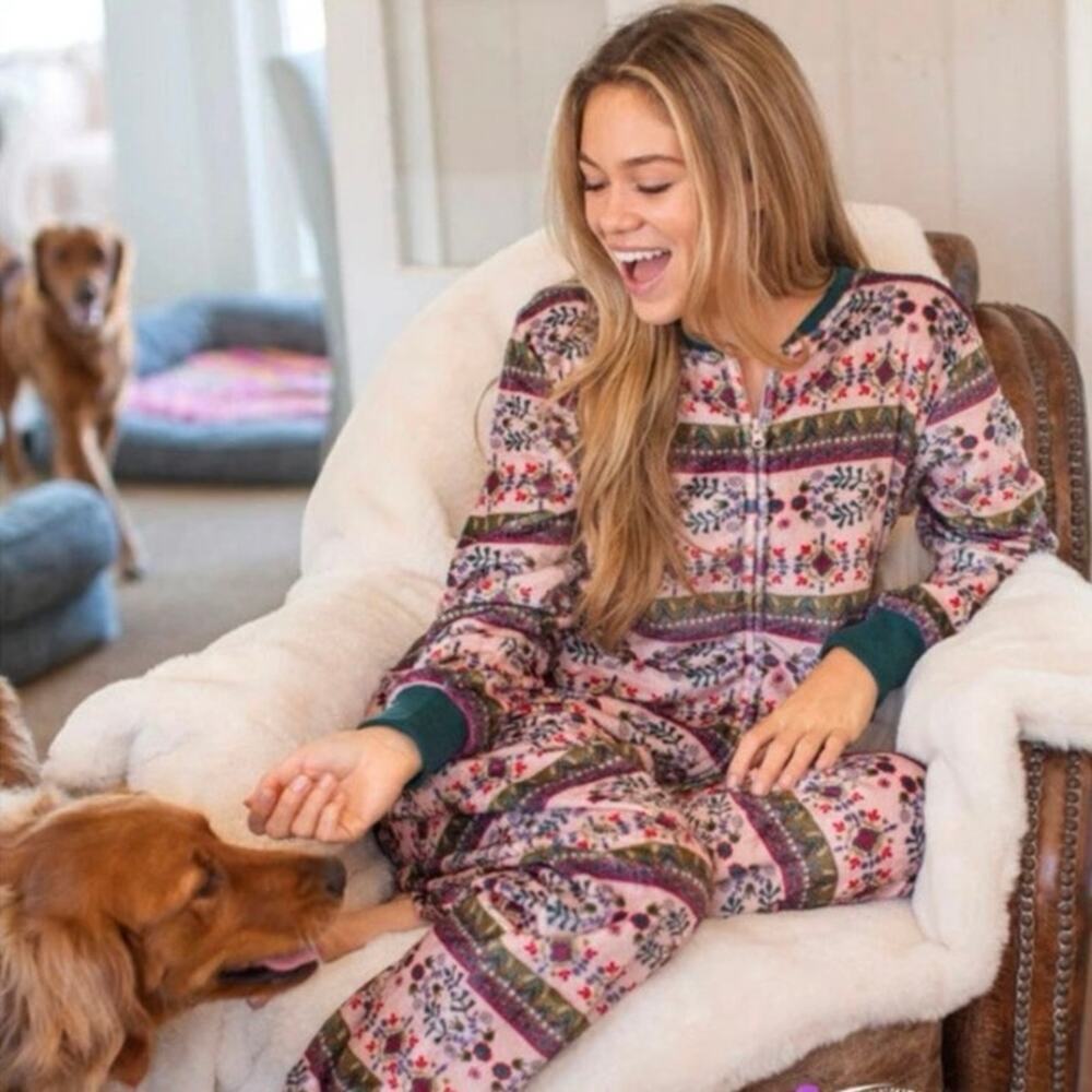 NWT Womens Natural Life Fleece One Piece Pajamas Fair Isle Zip Up Boho XS/S Pink